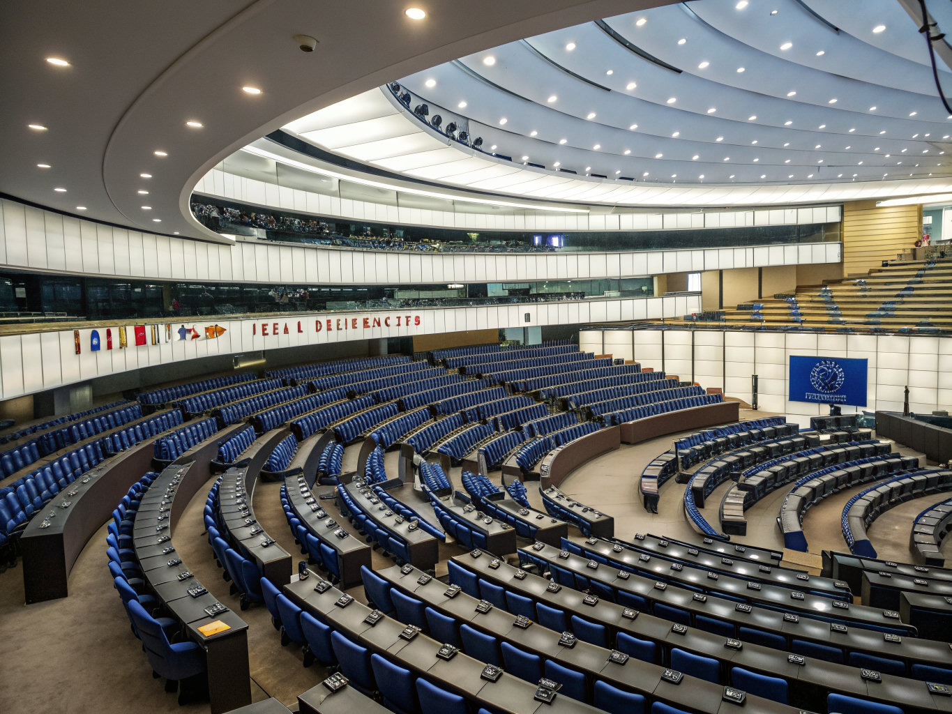 Parlamento Europeo pide suspender el acuerdo con Cuba por falta de reformas democráticas